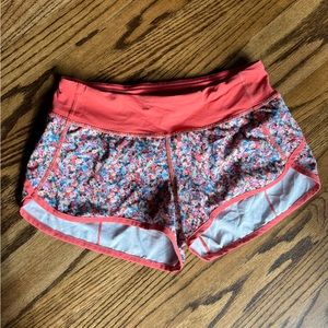 Lululemon shorts size 4